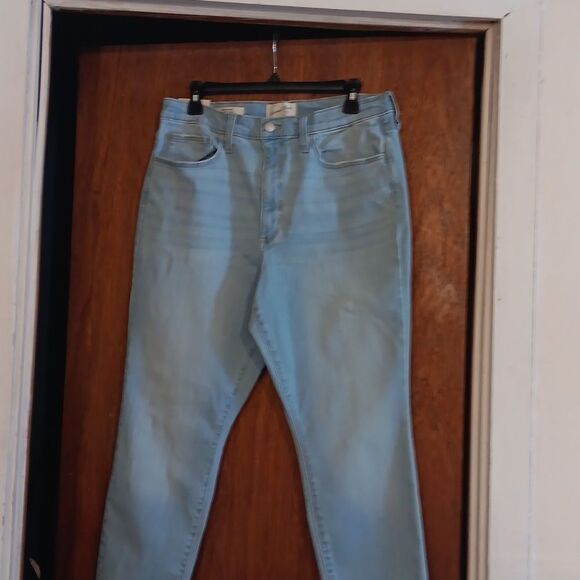 High Rise Skinny Super Stretch 16 Short Women's Jean's NWT - Picture 6 of 9